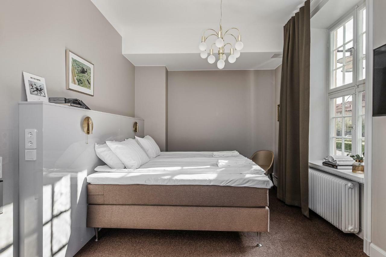 Livgrenadjaermaessen Hotell-Fest-Konferens ลินเชอปิง ภายนอก รูปภาพ