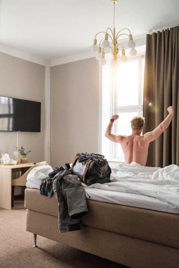 Livgrenadjaermaessen Hotell-Fest-Konferens ลินเชอปิง ภายนอก รูปภาพ